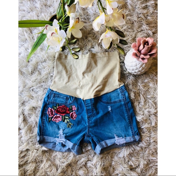 Pants - NEW Maternity Shorts